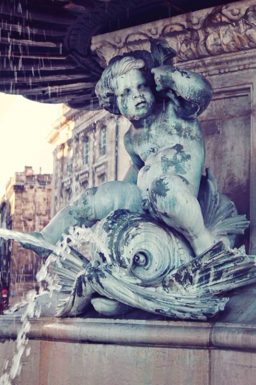 Bordeaux guided tours and excursions. Place de la Bourse.